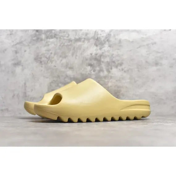Adidas Yeezy Slide "Desert Sand" — Sand / Tonal