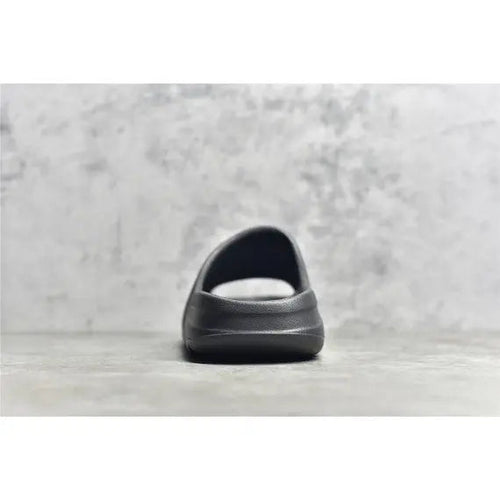 Adidas Yeezy Slide "Dark Onyx" — Deep Black / Tonal