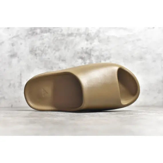 Adidas Yeezy Slide "Earth Brown" — Brown / Tonal